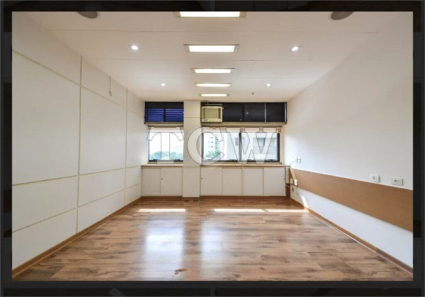 Imagem Sala Comercial à Venda, 47 m² em Moema - São Paulo Imagem Sala Comercial à Venda, 47 m² em Moema - São Paulo