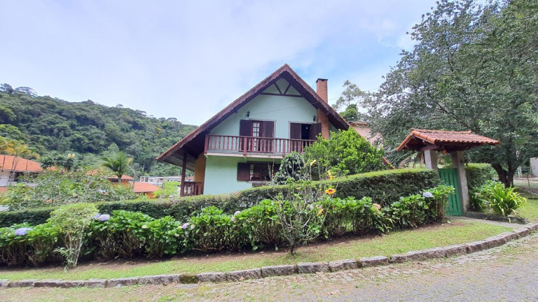 Imagem Casa com 4 Quartos à Venda, 460 m² em Parque Do Ingá - Teresópolis