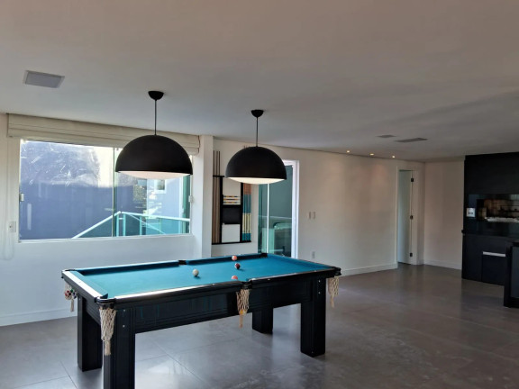 Imagem Casa com 4 Quartos à Venda, 180 m² em Estreito - Florianópolis Imagem Casa com 4 Quartos à Venda, 180 m² em Estreito - Florianópolis
