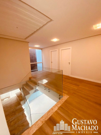 Imagem Casa com 4 Quartos à Venda, 365 m² em Niterói - Volta Redonda