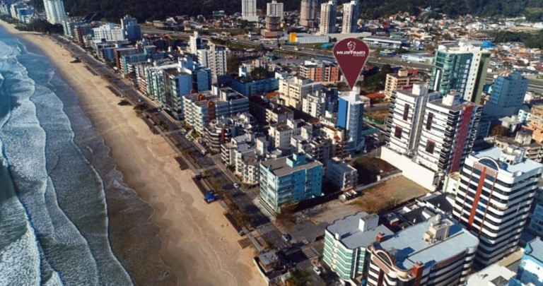 Imagem Imóvel com 3 Quartos à Venda, 86 m² em Centro - Itapema
