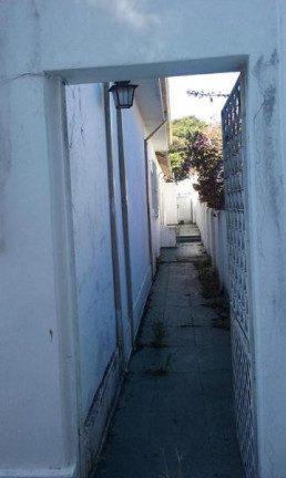 Imagem Casa com 3 Quartos à Venda, 185 m² em Centro - Taubaté Imagem Casa com 3 Quartos à Venda, 185 m² em Centro - Taubaté