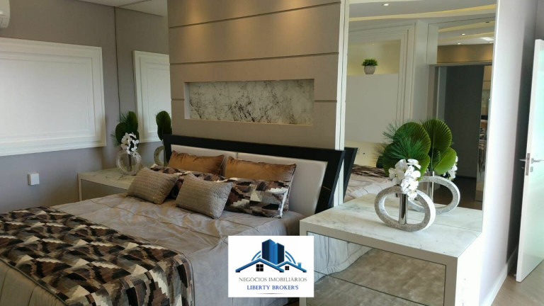 Imagem Casa com 5 Quartos à Venda, 650 m² Imagem Casa com 5 Quartos à Venda, 650 m²