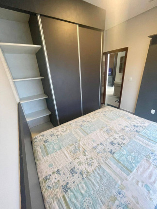 Imagem Casa com 4 Quartos à Venda, 450 m² em Botucatu