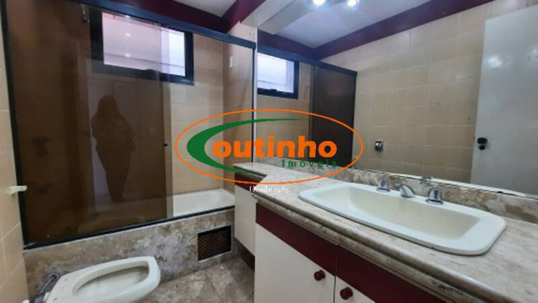 Imagem Apartamento com 4 Quartos à Venda, 199 m² em Tijuca - Rio De Janeiro Imagem Apartamento com 4 Quartos à Venda, 199 m² em Tijuca - Rio De Janeiro