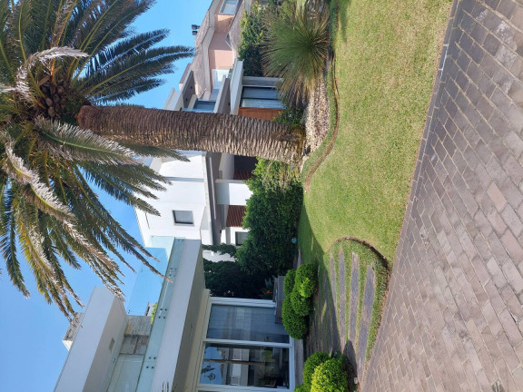 Imagem Casa com 5 Quartos à Venda, em Maristela - Xangri-lá Imagem Casa com 5 Quartos à Venda, em Maristela - Xangri-lá