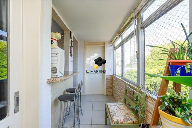 Imagem Apartamento com 3 Quartos à Venda, 180 m² em Menino Deus - Porto Alegre Imagem Apartamento com 3 Quartos à Venda, 180 m² em Menino Deus - Porto Alegre