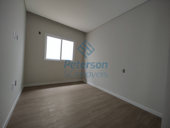 Imagem Casa com 3 Quartos à Venda, 195 m² em Centro - Guabiruba