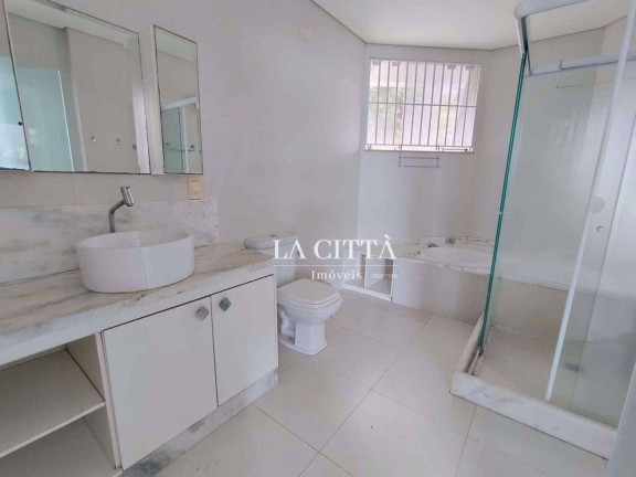 Imagem Casa com 4 Quartos à Venda ou Locação, 1.000 m² em Praia Das Taquaras - Balneário Camboriú Imagem Casa com 4 Quartos à Venda ou Locação, 1.000 m² em Praia Das Taquaras - Balneário Camboriú