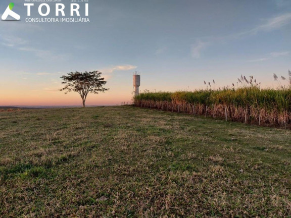 Imagem Imóvel com 3 Quartos à Venda, em Centro - Marília Imagem Imóvel com 3 Quartos à Venda, em Centro - Marília