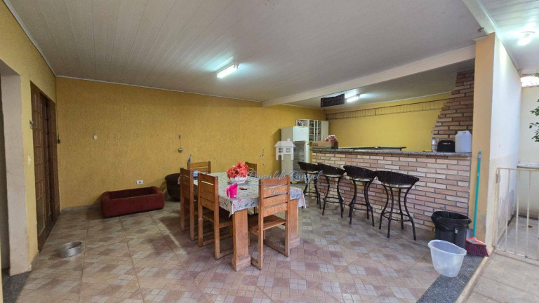 Imagem Casa com 4 Quartos à Venda, 234 m² em Parque Residencial Presidente Médici - Itu Imagem Casa com 4 Quartos à Venda, 234 m² em Parque Residencial Presidente Médici - Itu