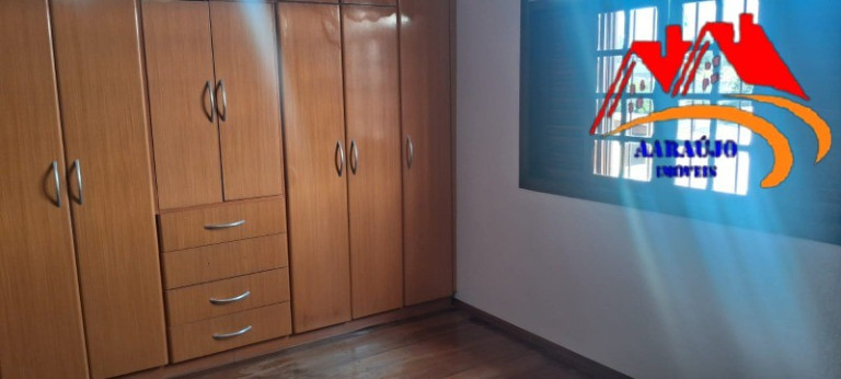 Imagem Casa com 3 Quartos à Venda, 234 m² em Cipava - Osasco Imagem Casa com 3 Quartos à Venda, 234 m² em Cipava - Osasco