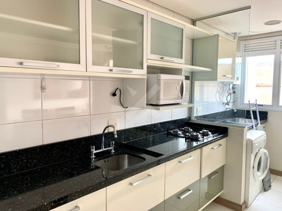 Imagem Imóvel com 1 Quarto à Venda, 56 m² em Petrópolis - Porto Alegre Imagem Imóvel com 1 Quarto à Venda, 56 m² em Petrópolis - Porto Alegre