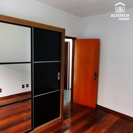 Imagem Casa com 2 Quartos à Venda, 250 m² em Jardim Bandeirantes - Poços De Caldas Imagem Casa com 2 Quartos à Venda, 250 m² em Jardim Bandeirantes - Poços De Caldas
