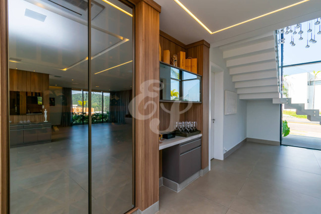 Imagem Casa de Condomínio com 4 Quartos à Venda, 500 m² em Cidade Tamboré - Santana De Parnaíba Imagem Casa de Condomínio com 4 Quartos à Venda, 500 m² em Cidade Tamboré - Santana De Parnaíba