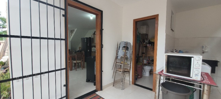 Imagem Casa com 3 Quartos para Alugar ou Temporada, 137 m² em Portal De Jacaraípe - Serra