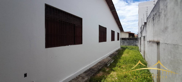 Imagem Casa com 3 Quartos à Venda, 250 m² em Nova Parnamirim - Parnamirim