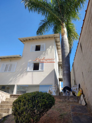 Imagem Sobrado com 3 Quartos à Venda, 380 m² Imagem Sobrado com 3 Quartos à Venda, 380 m²