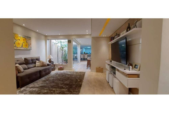 Imagem Casa com 4 Quartos à Venda,  em Cambuci - São Paulo