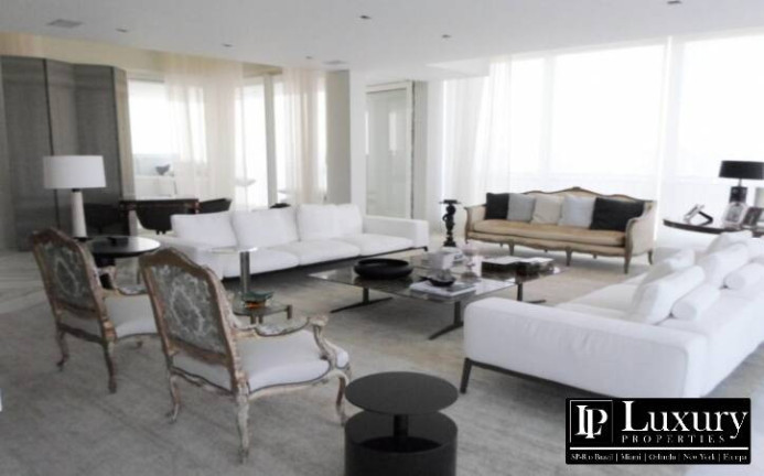 Imagem Cobertura com 3 Quartos à Venda, 699 m² em Vila Nova Conceição - São Paulo Imagem Cobertura com 3 Quartos à Venda, 699 m² em Vila Nova Conceição - São Paulo