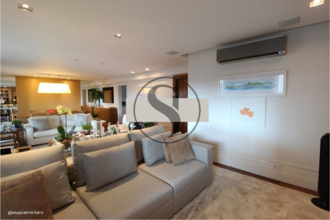 Imagem Apartamento com 3 Quartos à Venda, 201 m² em Itaim Bibi - São Paulo