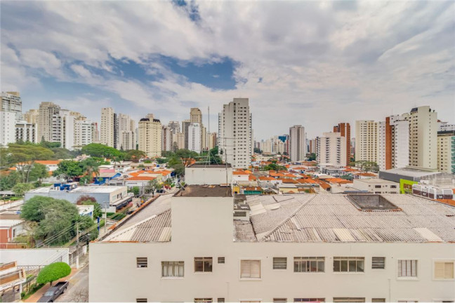 Imóvel com 2 Quartos à Venda,  em Campo Belo - São Paulo