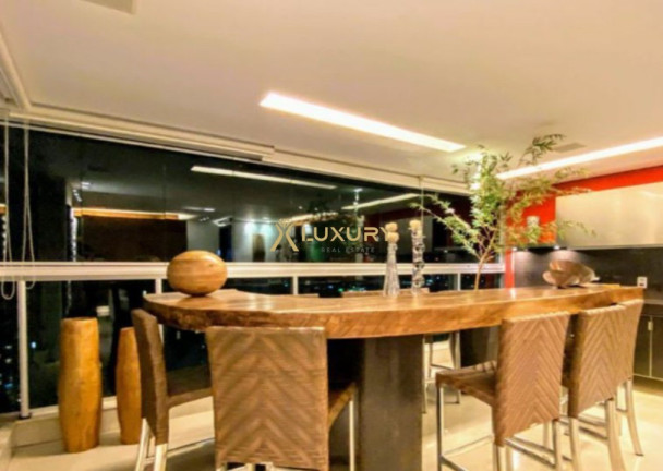 Imagem Imóvel com 4 Quartos à Venda, 198 m² em Vila Da Serra - Nova Lima Imagem Imóvel com 4 Quartos à Venda, 198 m² em Vila Da Serra - Nova Lima