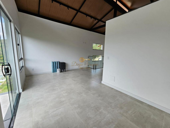 Imagem Casa com 3 Quartos à Venda, 145 m² em Albuquerque - Teresópolis Imagem Casa com 3 Quartos à Venda, 145 m² em Albuquerque - Teresópolis