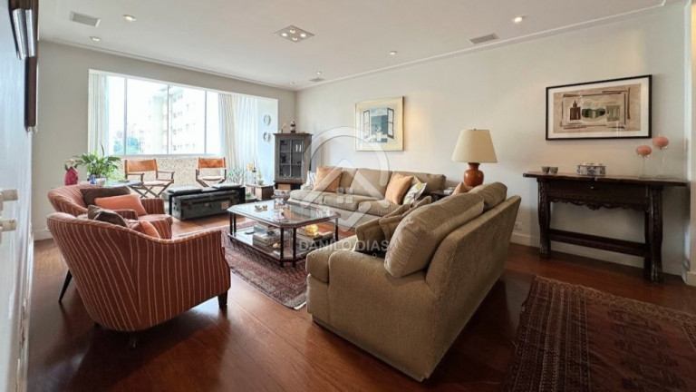 Apartamento com 3 Quartos à Venda, 207 m² em Brooklin - São Paulo