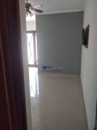 Imagem Sobrado com 3 Quartos à Venda, 280 m² em Parque Renato Maia - Guarulhos Imagem Sobrado com 3 Quartos à Venda, 280 m² em Parque Renato Maia - Guarulhos