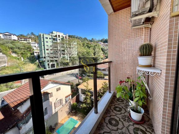 Imagem Apartamento com 4 Quartos à Venda, 257 m² em Agriões - Teresópolis