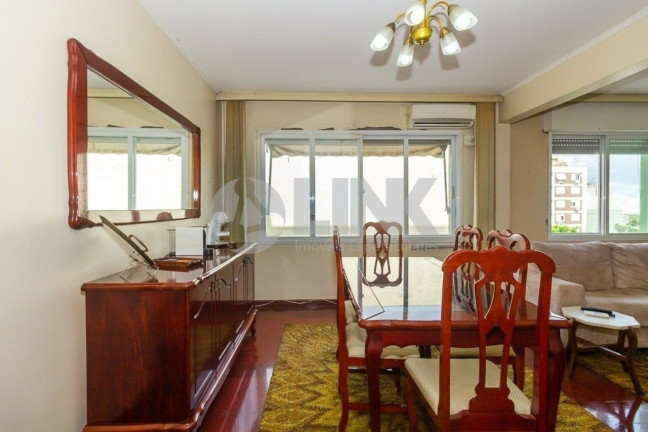 Imagem Apartamento com 2 Quartos à Venda, 93 m² em Centro Histórico - Porto Alegre Imagem Apartamento com 2 Quartos à Venda, 93 m² em Centro Histórico - Porto Alegre