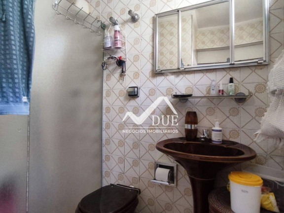 Imagem Casa com 3 Quartos à Venda, 168 m² em Boqueirão - Santos Imagem Casa com 3 Quartos à Venda, 168 m² em Boqueirão - Santos