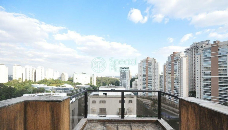 Imagem Cobertura com 3 Quartos à Venda, 600 m² em Morumbi - São Paulo Imagem Cobertura com 3 Quartos à Venda, 600 m² em Morumbi - São Paulo