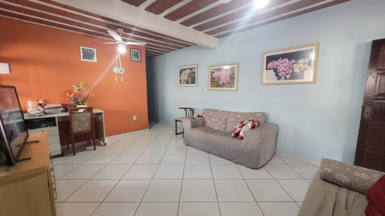 Imagem Casa com 1 Quarto à Venda, 300 m² em Das Laranjeiras - Serra Imagem Casa com 1 Quarto à Venda, 300 m² em Das Laranjeiras - Serra