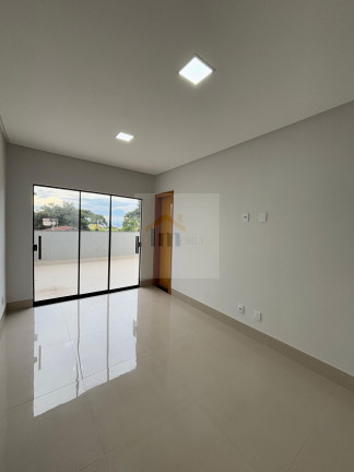 Imagem Casa com 4 Quartos à Venda, 215 m² em Jardim Helvécia - Aparecida De Goiânia