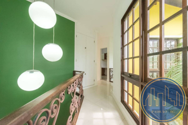 Imagem Casa com 3 Quartos para Temporada, 350 m² em Praia Das Taquaras - Balneário Camboriú
