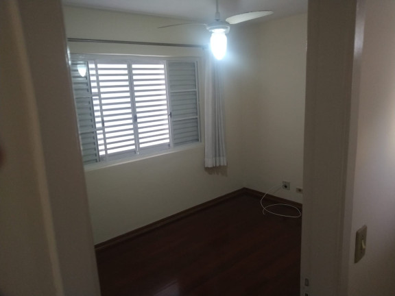 Imagem Casa com 3 Quartos à Venda, 250 m² em Parque Fongaro - São Paulo