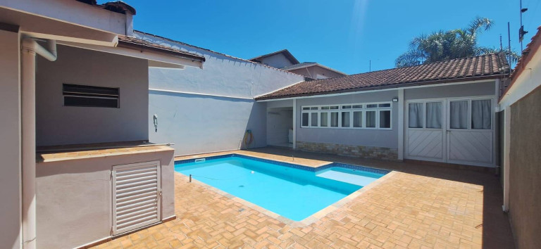 Imagem Casa com 5 Quartos à Venda, 246 m² em Estancia São Jose - Peruíbe Imagem Casa com 5 Quartos à Venda, 246 m² em Estancia São Jose - Peruíbe