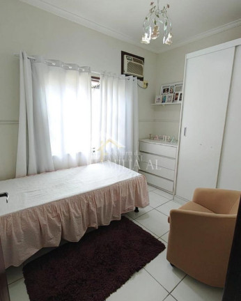 Imagem Casa com 3 Quartos à Venda, em Boehmerwald - Joinville Imagem Casa com 3 Quartos à Venda, em Boehmerwald - Joinville