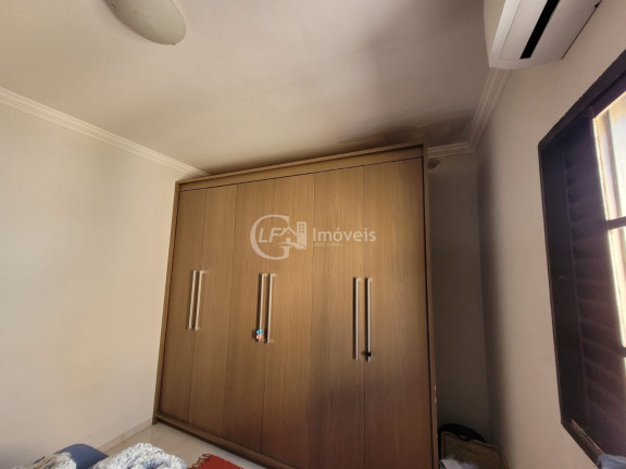 Imagem Imóvel com 3 Quartos à Venda, 75 m² em Monte Castelo - Campo Grande Imagem Imóvel com 3 Quartos à Venda, 75 m² em Monte Castelo - Campo Grande
