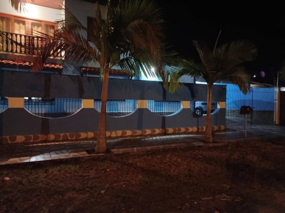 Imagem Casa com 7 Quartos à Venda, 216 m² em Pereque Açu - Ubatuba Imagem Casa com 7 Quartos à Venda, 216 m² em Pereque Açu - Ubatuba