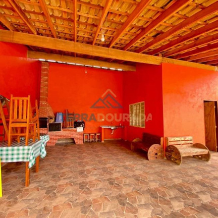 Imagem Imóvel com 2 Quartos à Venda, 45 m² em Centro - Gonçalves Imagem Imóvel com 2 Quartos à Venda, 45 m² em Centro - Gonçalves