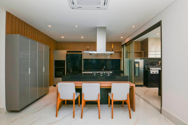 Imagem Casa com 6 Quartos à Venda, 628 m² em Riviera Módulo 12 - Bertioga Imagem Casa com 6 Quartos à Venda, 628 m² em Riviera Módulo 12 - Bertioga