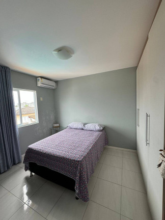 Imagem Casa de Condomínio com 4 Quartos à Venda, 300 m² em Buraquinho - Lauro De Freitas