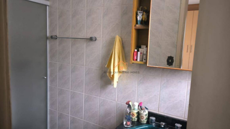 Imagem Casa com 4 Quartos à Venda, 180 m² em Campestre - Santo André