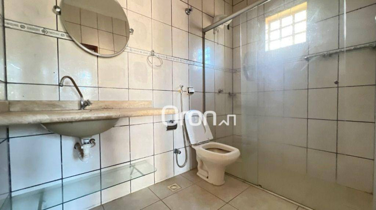 Imagem Sobrado com 4 Quartos à Venda, 280 m² em Setor Jaó - Goiânia