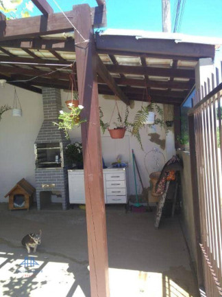 Imagem Casa com 2 Quartos à Venda, 46 m² em São João Do Rio Vermelho - Florianópolis
