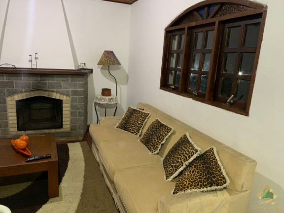 Imagem Casa com 4 Quartos à Venda, 200 m² em Vila Abernéssia - Campos Do Jordão