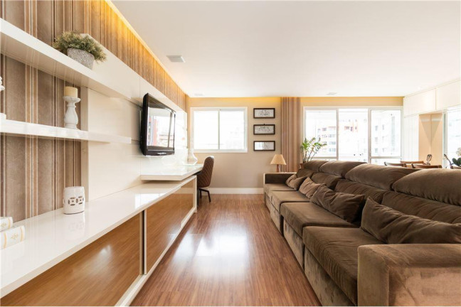 Imagem Apartamento com 3 Quartos à Venda, 122 m² em Ahú - Curitiba